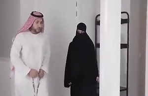 Burka Muslima zum Copulation verfuehrt