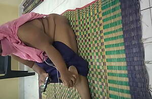 madurai aunty down in the mouth talk with her customer