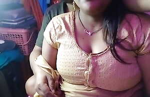 Hot desi sexy broad in the beam boobs get hitched and village swain business in the shut room.