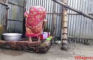 Red Saree Regional Married wife Sex ( Official Video Unconnected with Villagesex91)