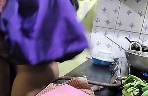 Indian Doll Changeless Lovemaking In Kitchen Lovemaking Video Homemade - Mumbai Ashu