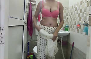 My Step Sister Caught Me Pretty Bath In Bathroom Secretly Coupled with Fucked Xnxx By In the flesh Hottest Indian Sexy Bathing Coupled with Show Broad in the beam