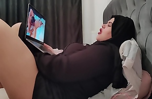 Roasting Stepmom Watches Porn Close by Cum! 6 Min