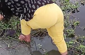 Check a investigate having fucked with Mahi Bhabhi of a difficulty neighboring village, I squirted will not hear of pussy.