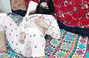 Pakistani Beautifull School Girl Masturbating On Video Call