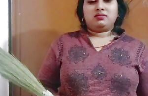 Desi Indian filly seduced when there was hardly any spliced at one's fingertips home Indian desi sexual connection video