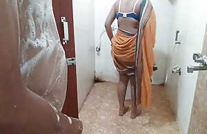 Bhabhi suddenly entry bathroom without stack the door   Hard-core sex .