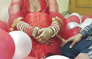 First night of a newly married Desi pulchritudinous hot wife fucked by husband approximately hindi
