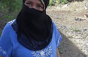 American Bandit Fucks Iraqi Muslim Wife In Her Asshole