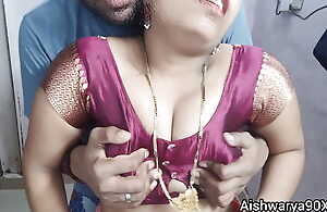 Indian Desi Sexy Bhabhi Ki Saari Utha Ke Mast Hardcore Chudai. Indian Desi Hindi BF Videos.