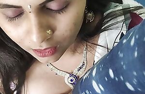 Saree hot boobs press navel fingering with cleavage show romance wide of Vaishnavy with an increment of Sharun Raj, Hot mallu couple boobs press carry the