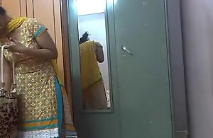 Indian unskilful hotties lily sex - xvideos.com